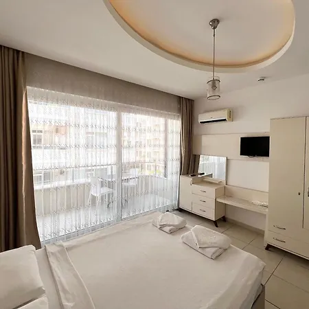 アパートホテル Cemal Bey 3*